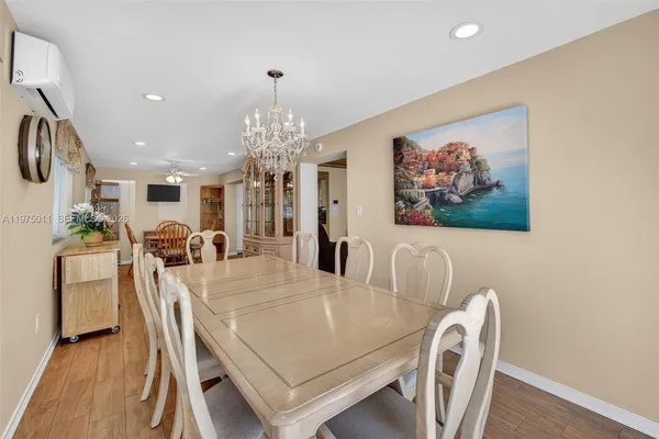 $550,000 | 2543 Liberty Street, Hollywood, FL 33020