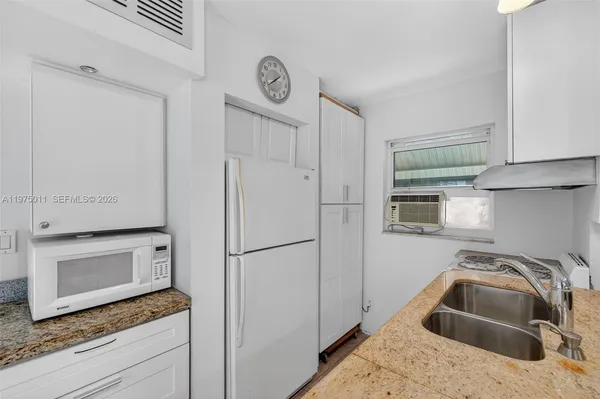 $550,000 | 2543 Liberty Street, Hollywood, FL 33020