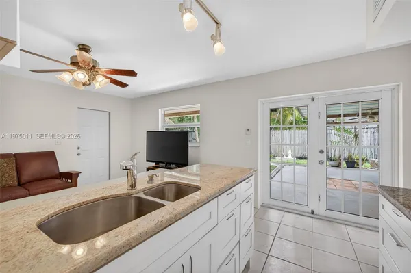 $550,000 | 2543 Liberty Street, Hollywood, FL 33020