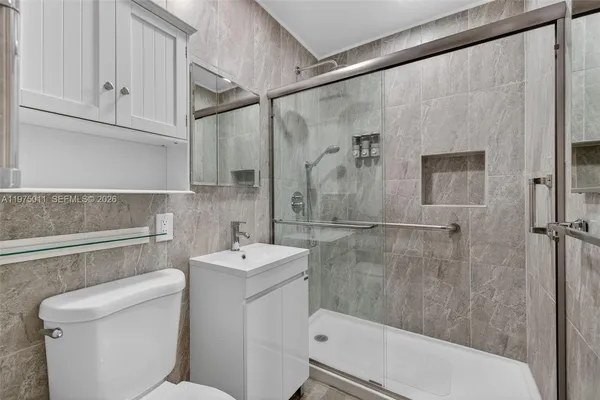 $550,000 | 2543 Liberty Street, Hollywood, FL 33020