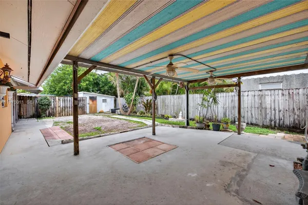 $550,000 | 2543 Liberty Street, Hollywood, FL 33020