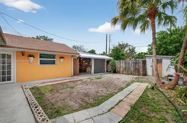 $550,000 | 2543 Liberty Street, Hollywood, FL 33020