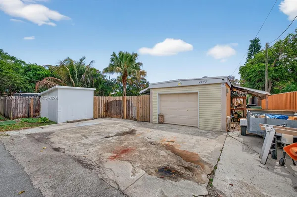 $550,000 | 2543 Liberty Street, Hollywood, FL 33020