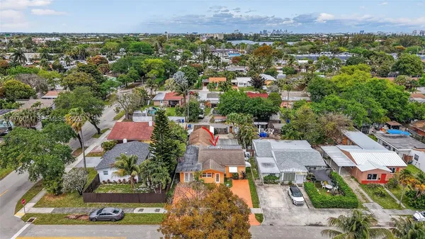 $550,000 | 2543 Liberty Street, Hollywood, FL 33020