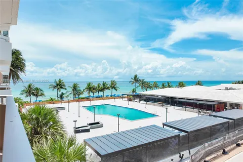 $550,000 | 1950 South Ocean Drive, Unit 3G, Hallandale Beach, FL 33009