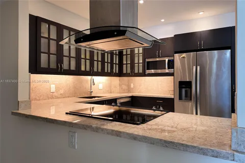 $550,000 | 1950 South Ocean Drive, Unit 3G, Hallandale Beach, FL 33009