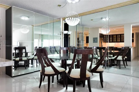 $550,000 | 1950 South Ocean Drive, Unit 3G, Hallandale Beach, FL 33009