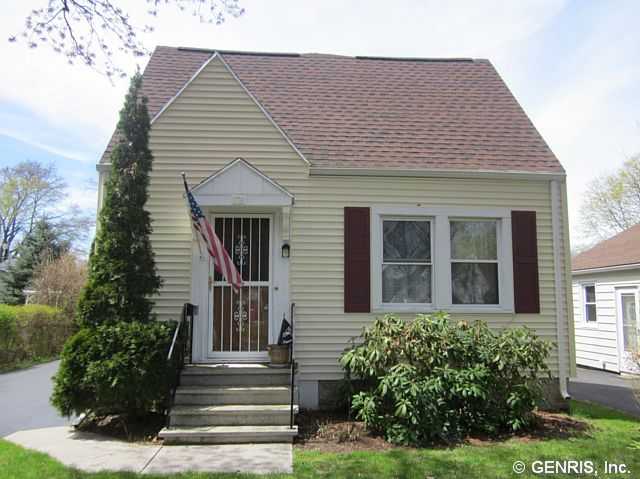 176 Lake Breeze Road Greece, NY 14616 - Photo 1 of 1 Exterior Front