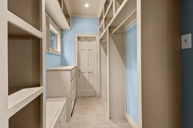 a view of walk in closet