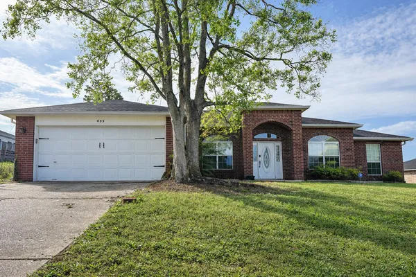 $279,900 | 455 Jillian Drive, Crestview, FL 32536