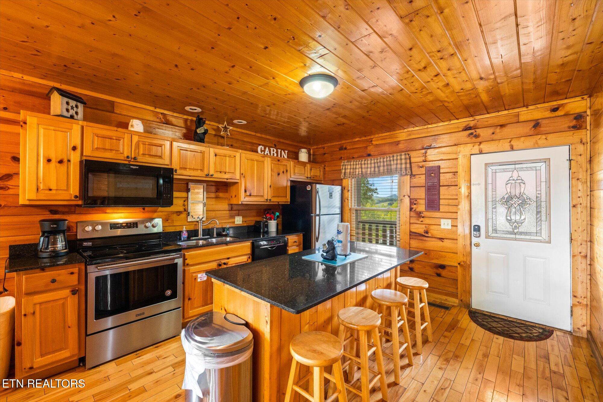 1544 Rainbow Ridge Way Sevierville, TN 37862 - Photo 10 of 51 1544 Rainbow Ridge