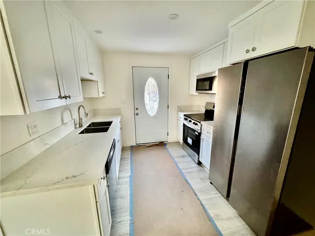 $1,600 | 857 West Edgehill Road, Unit 2, San Bernardino, CA 92405
