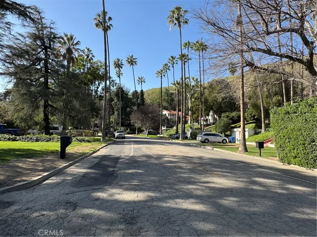 $1,600 | 857 West Edgehill Road, Unit 2, San Bernardino, CA 92405