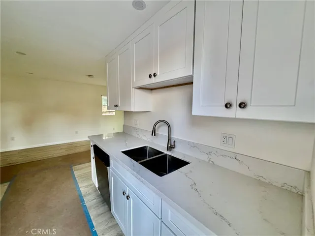 $1,600 | 857 West Edgehill Road, Unit 2, San Bernardino, CA 92405