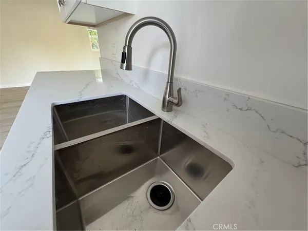 $1,500 | 857 West Edgehill Road, Unit 2, San Bernardino, CA 92405