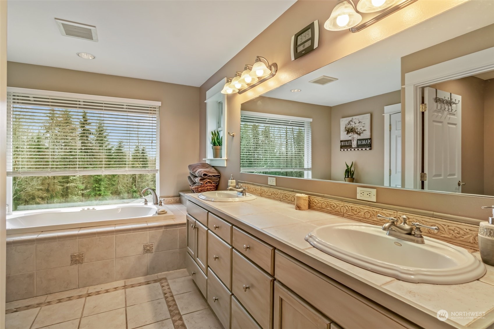 5216 Pilchuck Tree Farm Road Snohomish, WA 98290 - Photo 18 of 40 Gallery Image 18