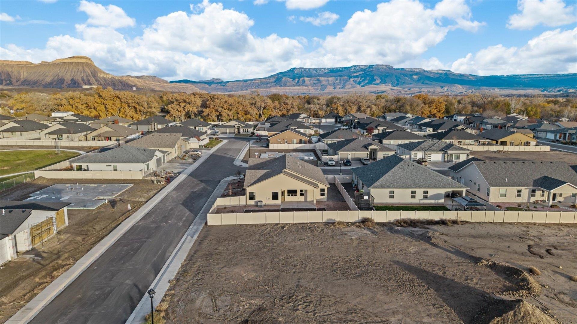 635 Anvil Way Grand Junction, CO 81504 - Photo 30 of 30 a view of a city with ocean