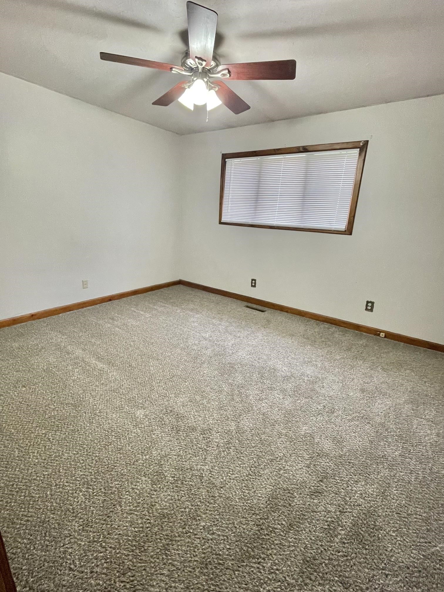 703 Division Owosso, MI 48867 - Photo 16 of 28