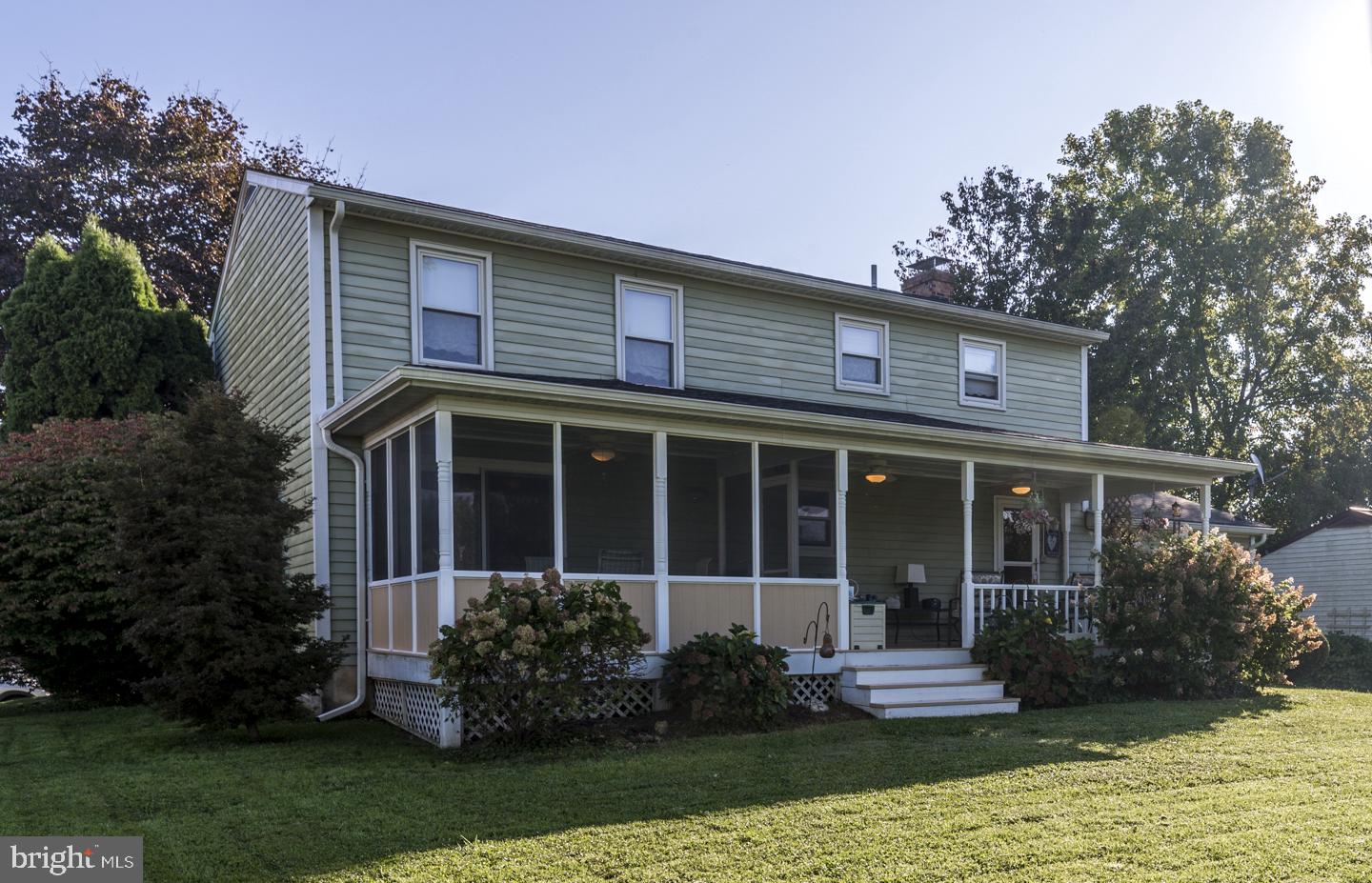 442 Amesbury Road Lancaster, PA 17601 - Photo 22 of 24 Rear View
