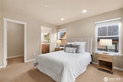 $1,600,000 | 303 Bellevue Way Southeast, Bellevue, WA 98004