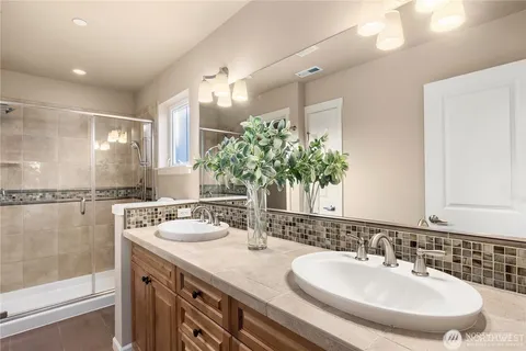 $1,600,000 | 303 Bellevue Way Southeast, Bellevue, WA 98004