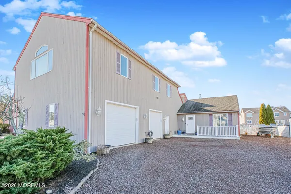 $1,320,000 | 943 Jennifer Lane, Manahawkin, NJ 08050