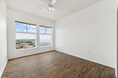 $325,000 | 3505 Sage Road, Unit 2810, Houston, TX 77056