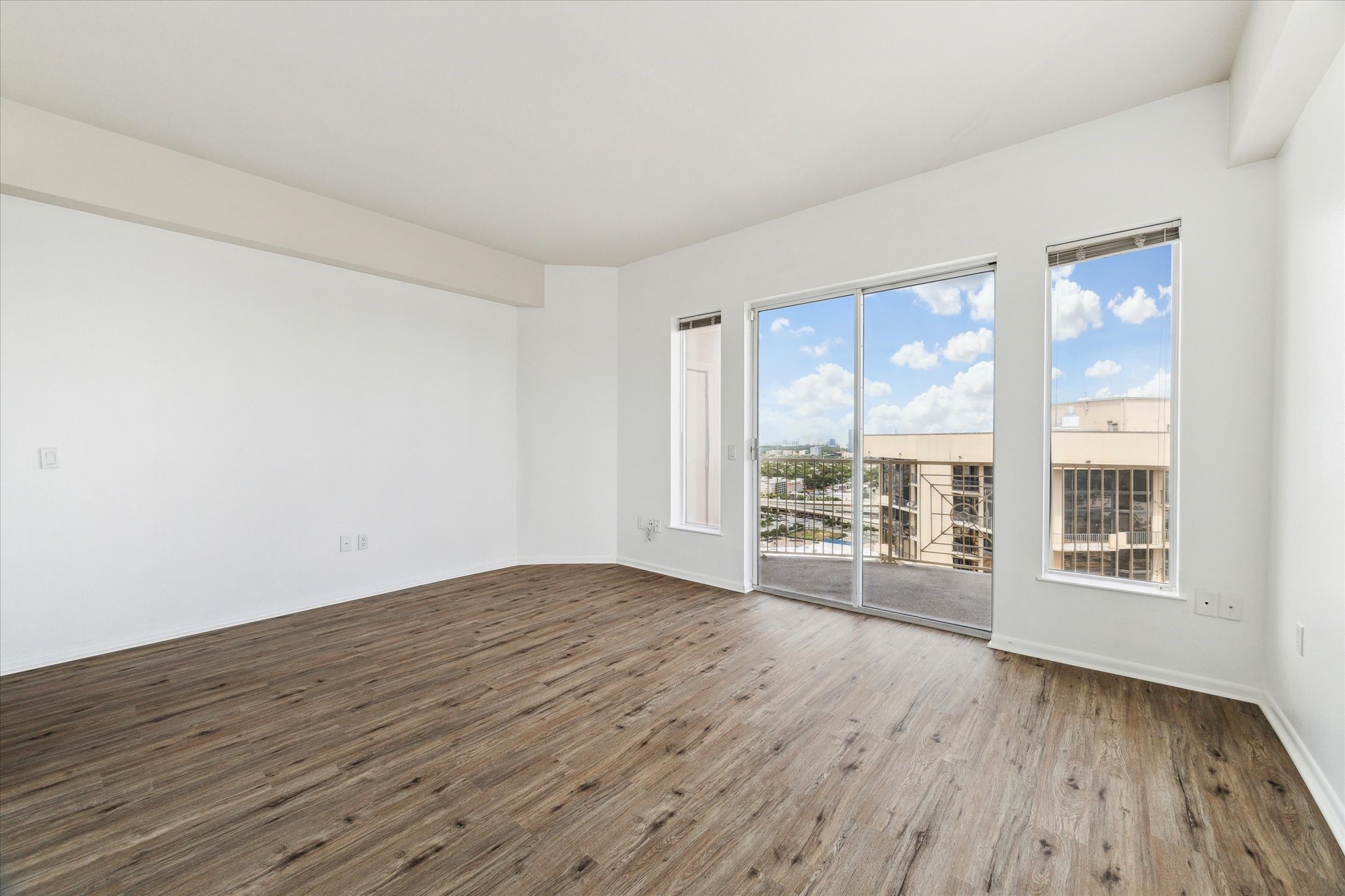 3505 Sage Road, Unit 2810 Houston, TX 77056 - Photo 8 of 22