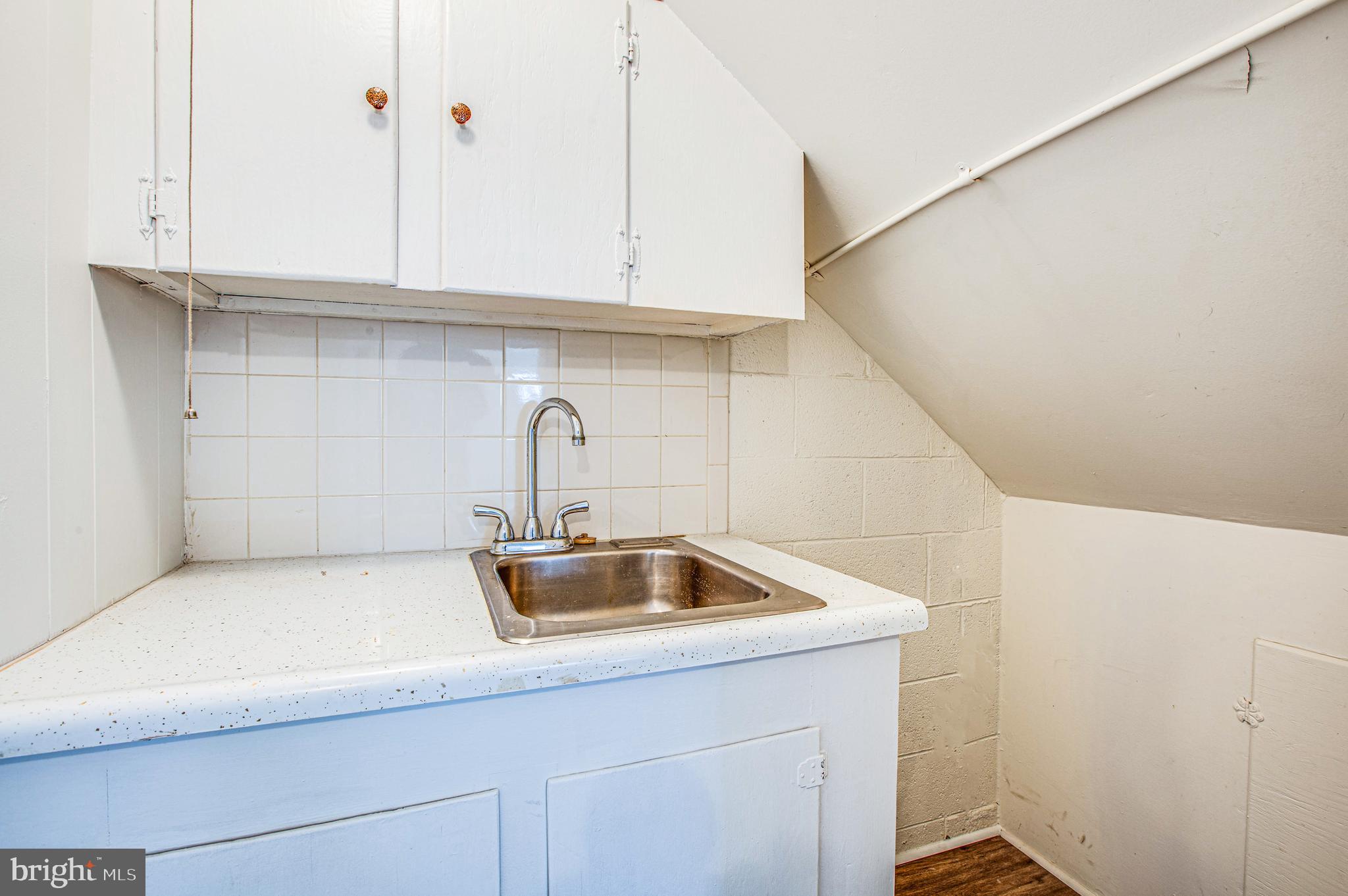 124 Deacon Road Fredericksburg, VA 22405 - Photo 35 of 38 Crafting sink or adult beverage center in basement