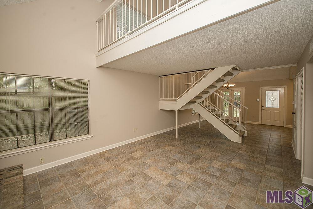 2022 Michel Delving Road Baton Rouge, LA 70810 - Photo 11 of 38