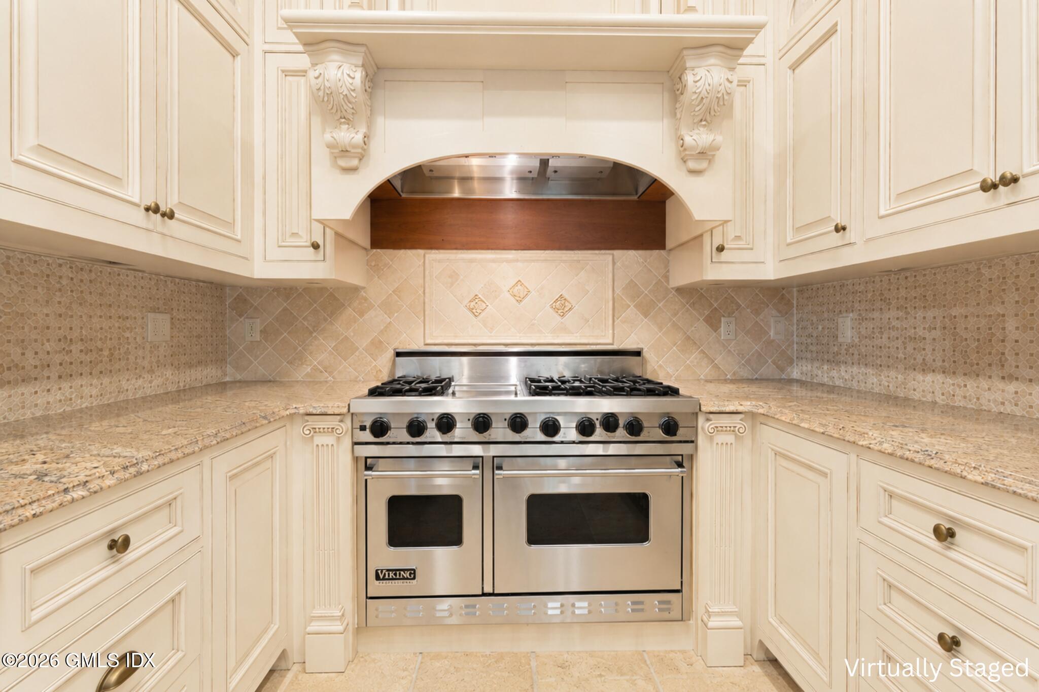 432 Field Point Road Greenwich, CT 06830 - Photo 25 of 49 Kitchen