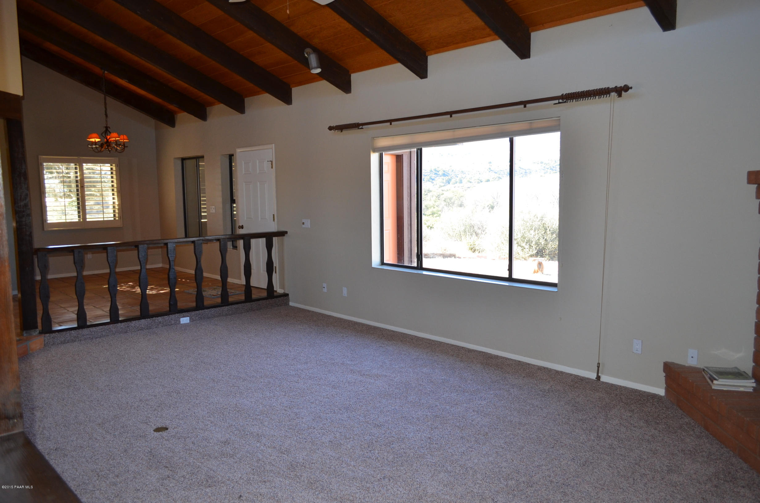 890 Grisby Road Skull Valley, AZ 86338 - Photo 8 of 46 family room