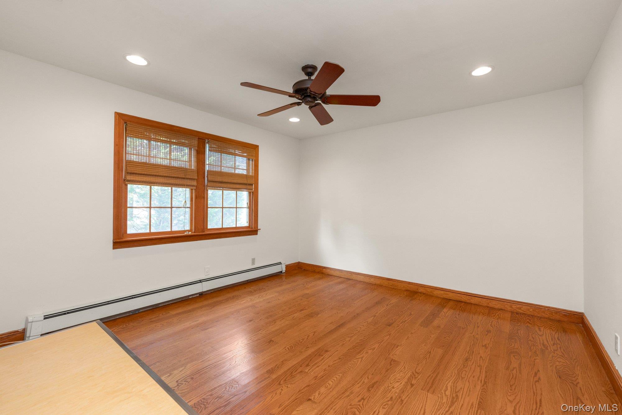 40 Frankel Road Massapequa, NY 11758 - Photo 15 of 27