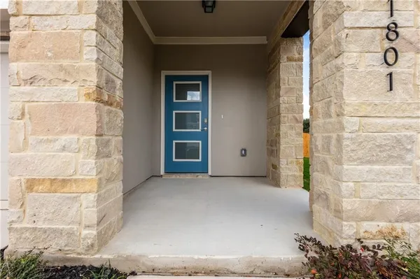 $1,950 | 1801 Bonham Lane, Round Rock, TX 78664