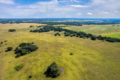 $1,499,000 | 243 Bertram Tx 78605, Bertram, TX 78605