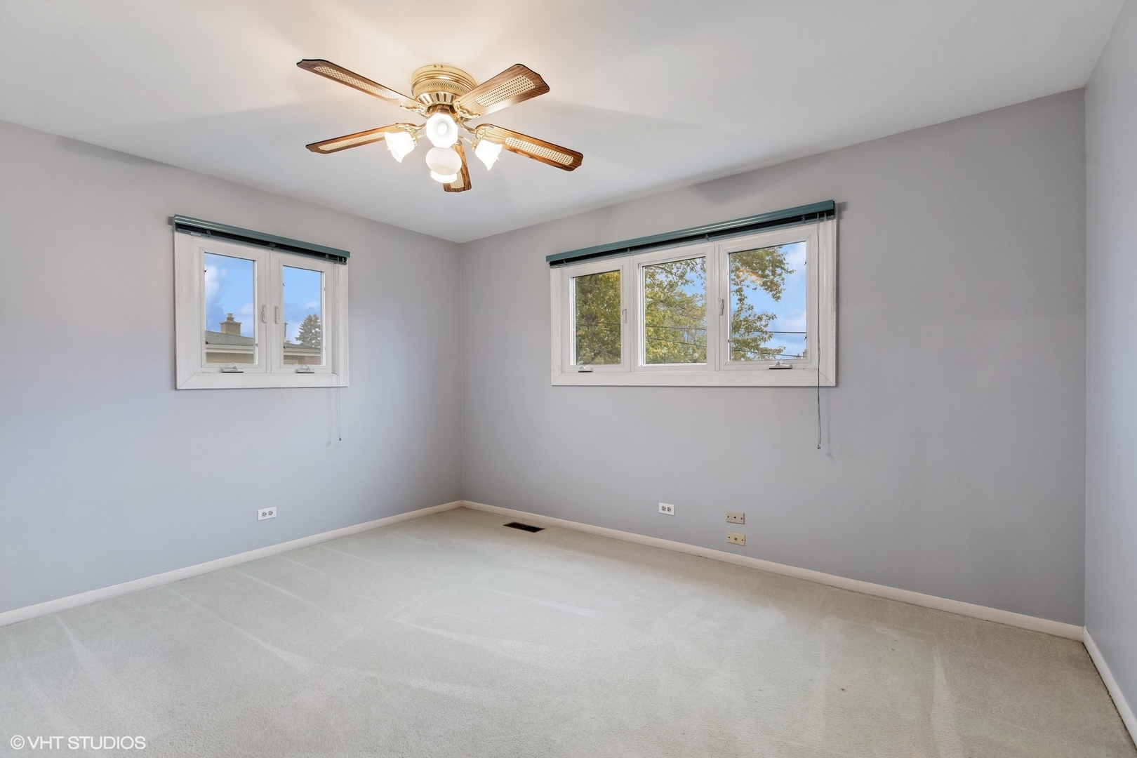 7604 Beckwith Road Morton Grove, IL 60053 - Photo 7 of 20 a view of an empty room with a window