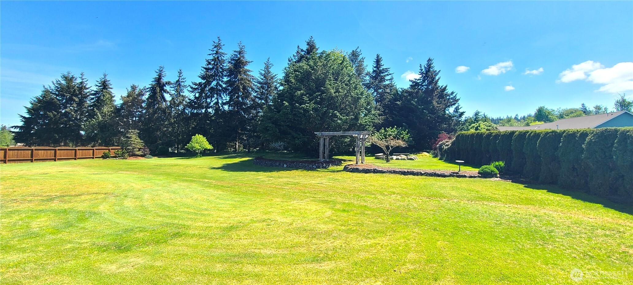 303 Falcon Road Sequim, WA 98382 - Photo 7 of 39