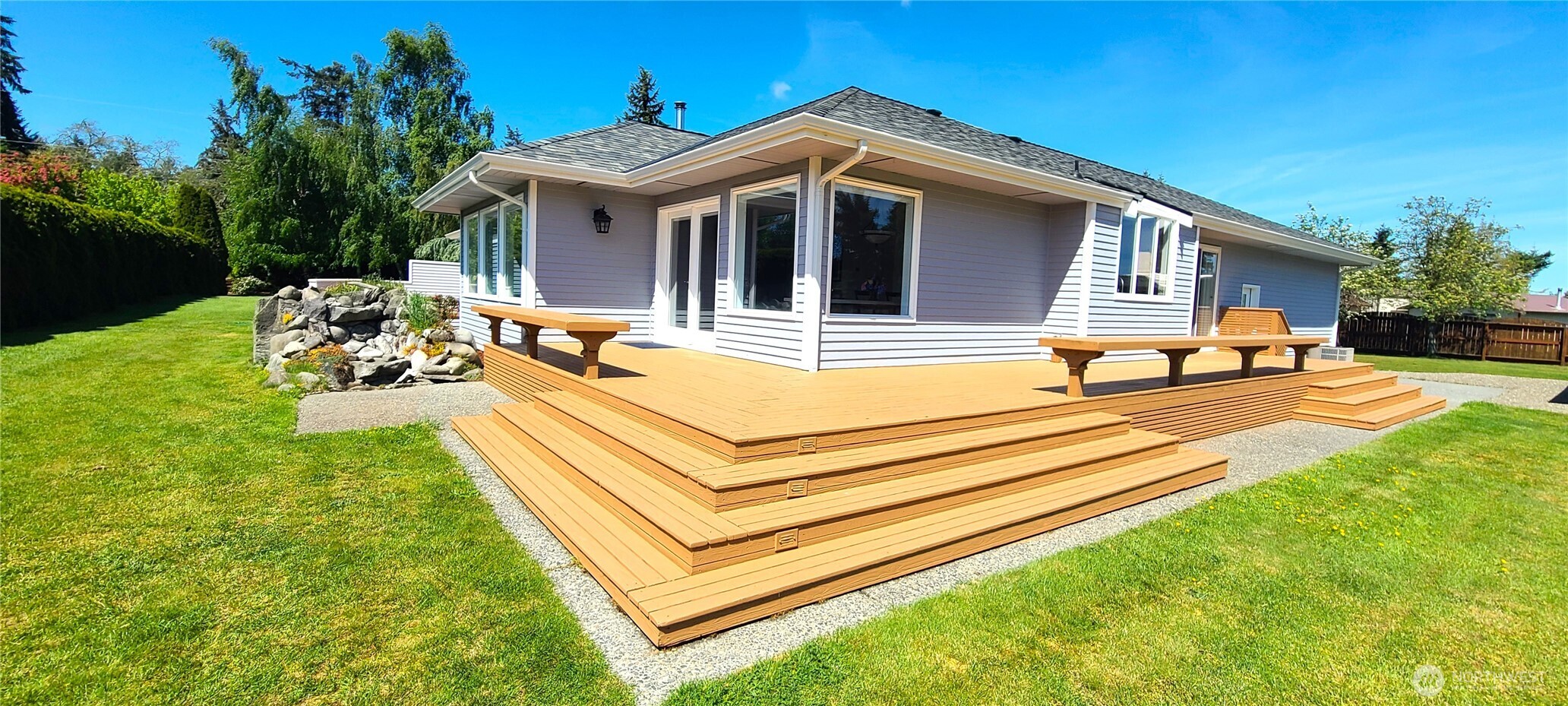 303 Falcon Road Sequim, WA 98382 - Photo 9 of 39