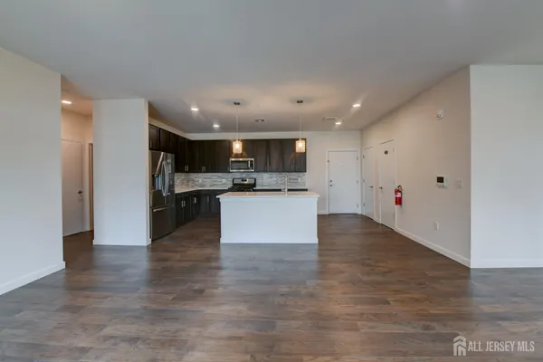 $3,500 | 722 Lorhan Drive, Piscataway, NJ 08854