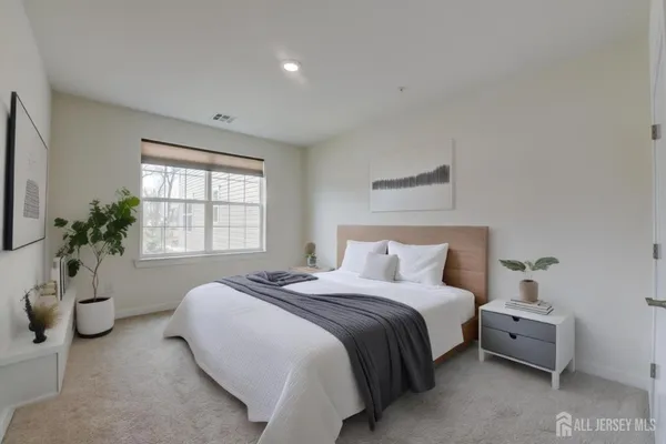 $3,500 | 722 Lorhan Drive, Piscataway, NJ 08854