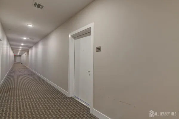 $3,500 | 722 Lorhan Drive, Piscataway, NJ 08854