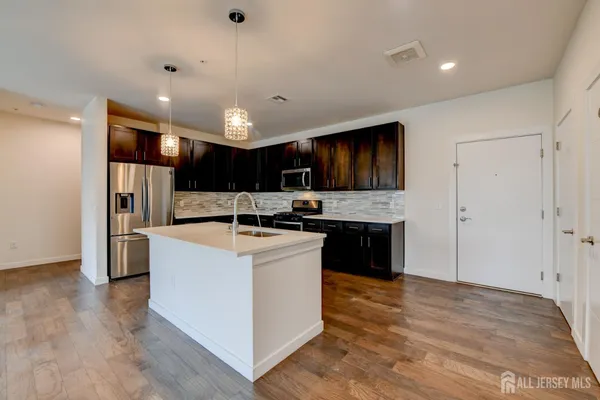 $3,500 | 722 Lorhan Drive, Piscataway, NJ 08854