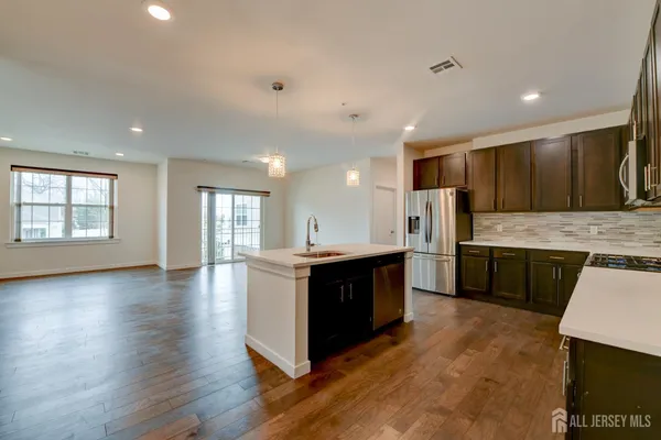 $3,500 | 722 Lorhan Drive, Piscataway, NJ 08854