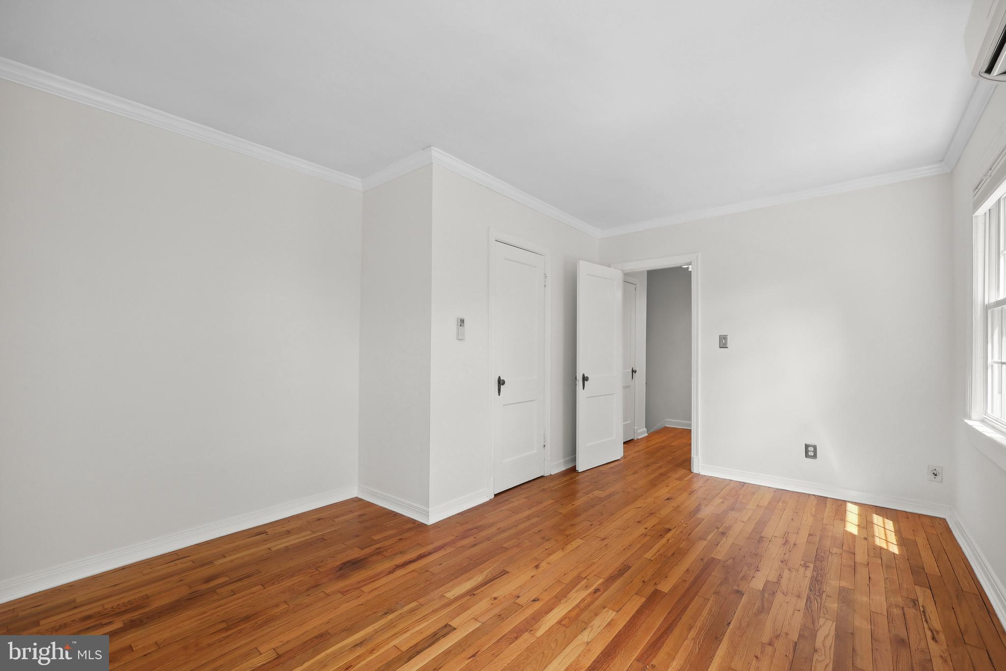 2600 16th Street South, Unit 711 Arlington, VA 22204 - Photo 12 of 27 a view of a room with wooden floor
