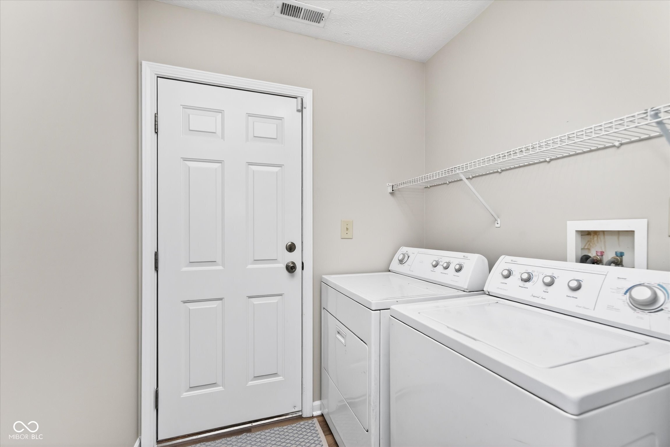 7141 Fields Way Indianapolis, IN 46239 - Photo 15 of 29