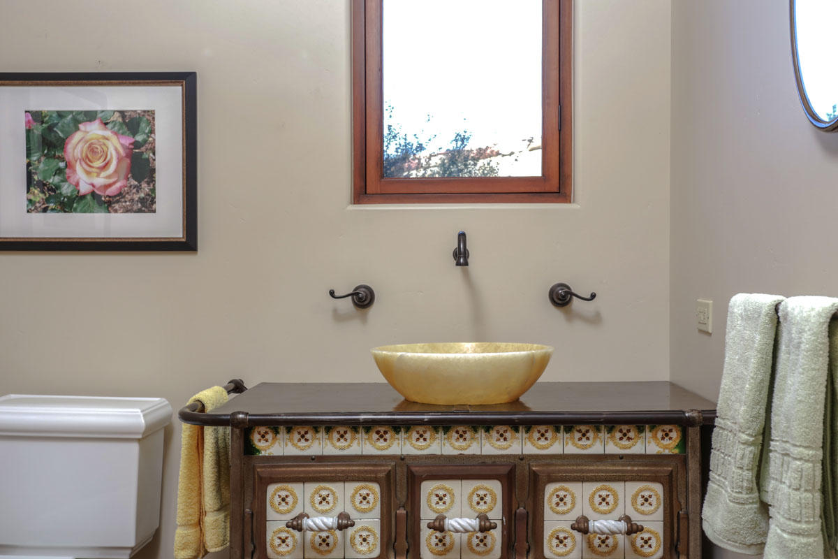 927 Coyote Road Santa Barbara, CA 93108 - Photo 25 of 55 PowderRoom