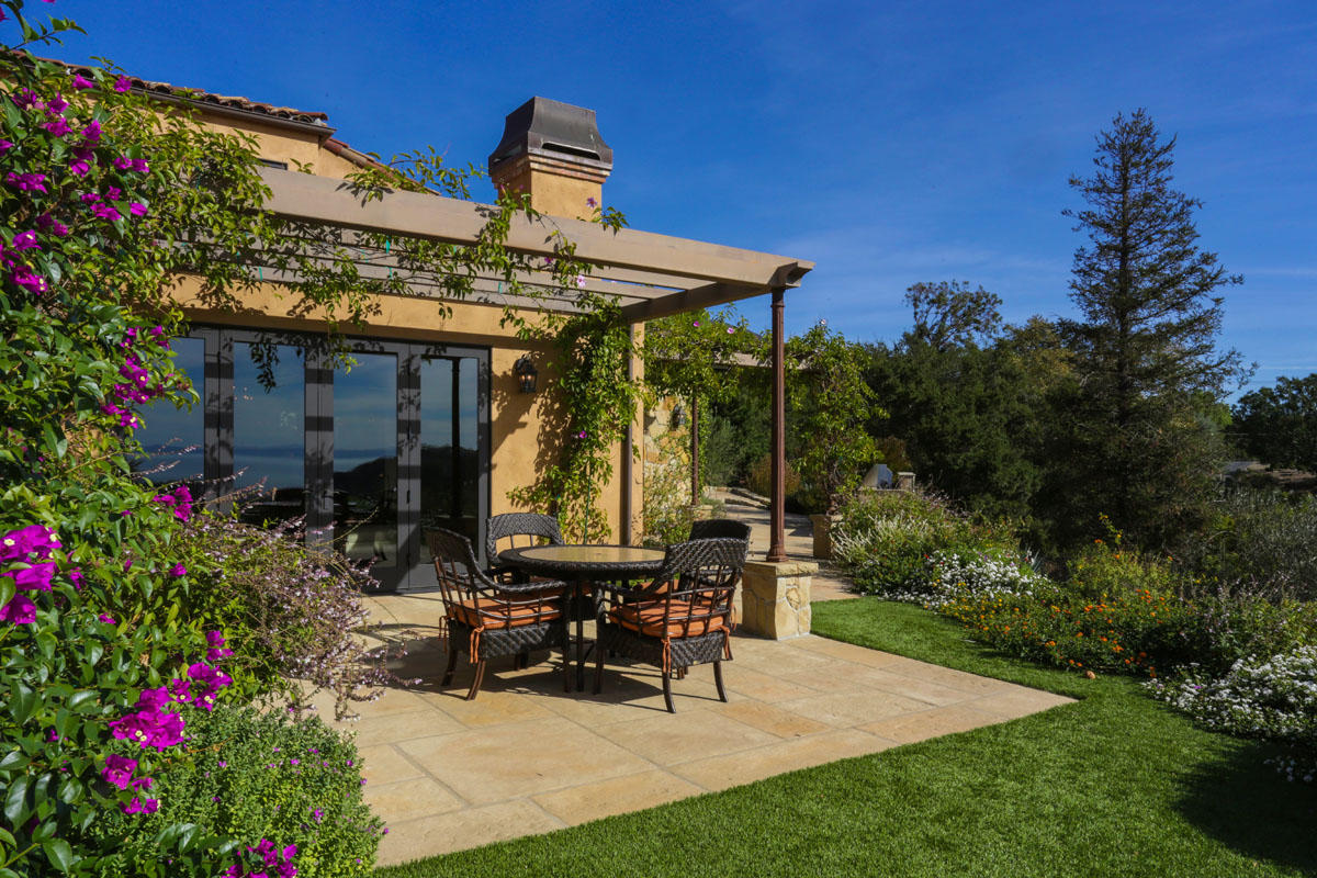 927 Coyote Road Santa Barbara, CA 93108 - Photo 35 of 55 Patio