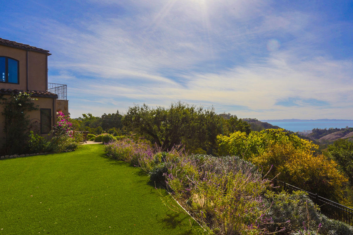 927 Coyote Road Santa Barbara, CA 93108 - Photo 39 of 55 Lawn