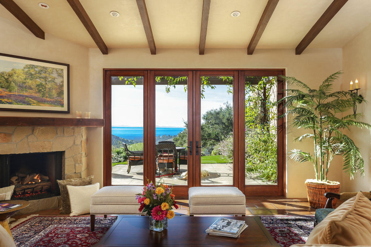 927 Coyote Road Santa Barbara, CA 93108 - Photo 8 of 55 Living Room View