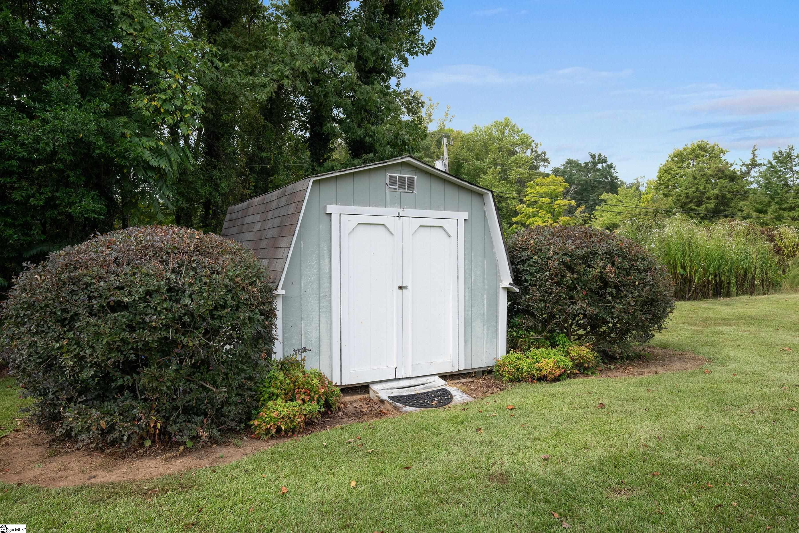127 Montclair Road Mauldin, SC 29662 - Photo 7 of 29 Gallery Image 7